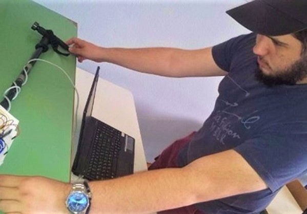 Έλληνας μαθητής κατασκεύασε το πρώτο «έξυπνο μπαστούνι» για τυφλούς